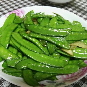 东莞饭堂承包清炒荷兰豆的做